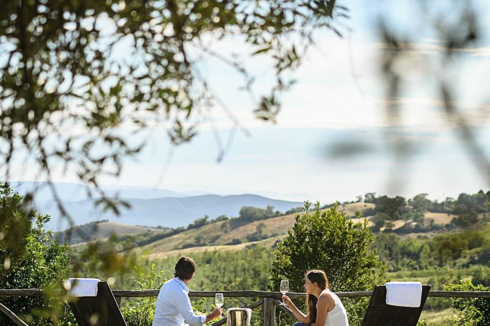 AGRITURISMO LE CHIUSE — Manciano, Maremma Toscana