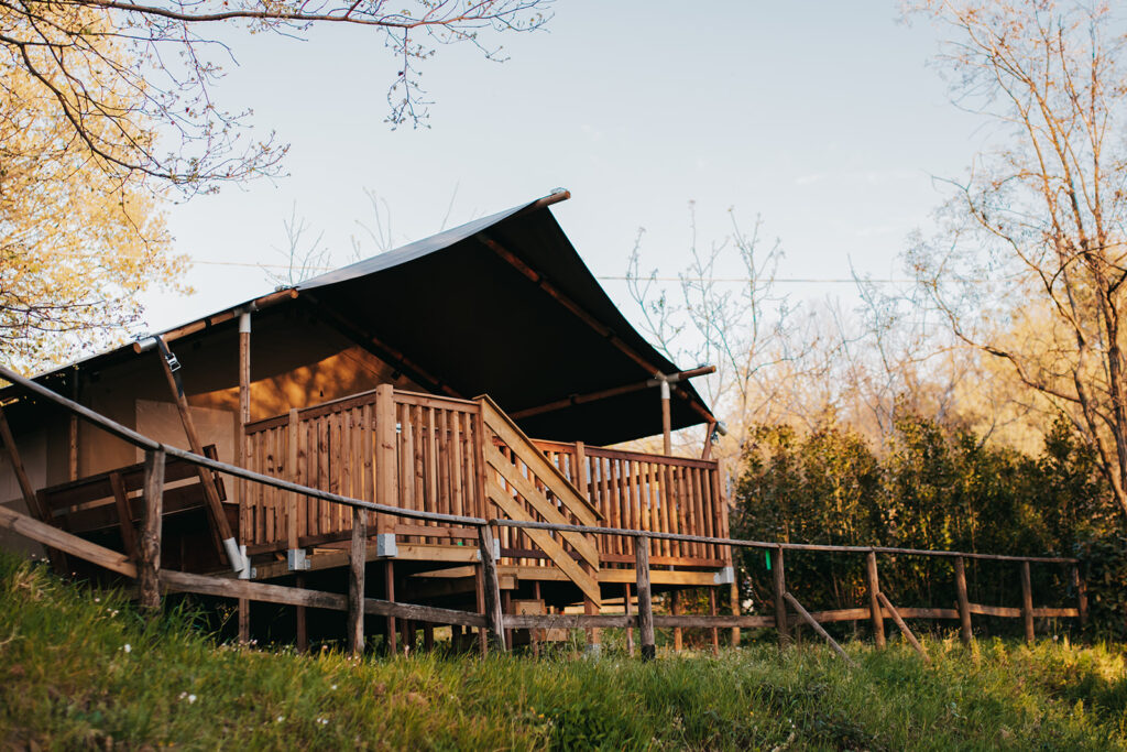 Camping Lucherino — Tienda safari