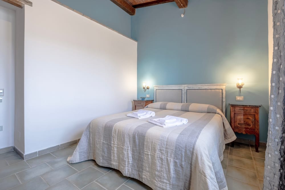 Farmhouse 'Acqua - Agriturismo La Svolta' with Shared Garden, Wi-Fi and Air Conditioning — Manciano, Maremma Toscana