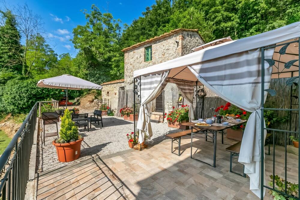 Podere del Ciacchi Among Tuscany Greenery, Montieri, Italy — Massa Marittima, Tuscan Maremma
