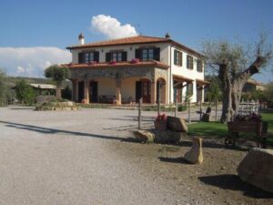 AGRITURISMO PODERUCCIO — Scansano, toskańska Maremma