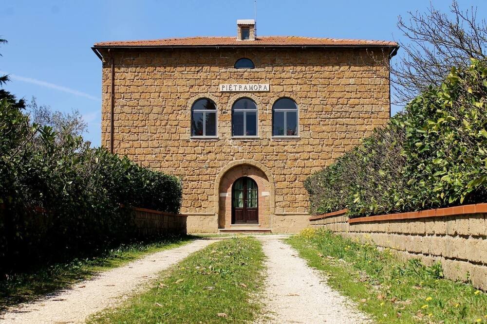 Urocza willa z 5 sypialniami w Pitigliano w Toskanii