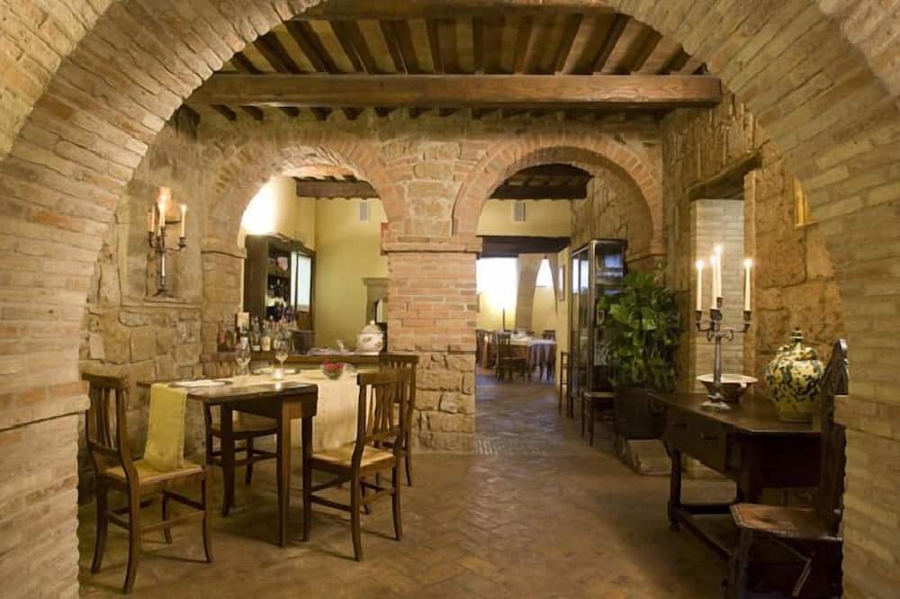 Locanda Della Taverna Etrusca