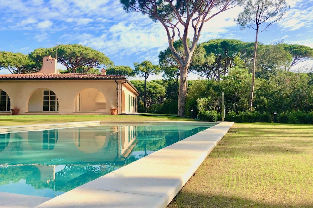 VILLA ALBA CHIARA - Six Bedroom Villa, Sleeps 12