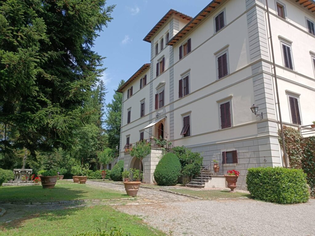 Castello di Monterinaldi — Radda in Chianti