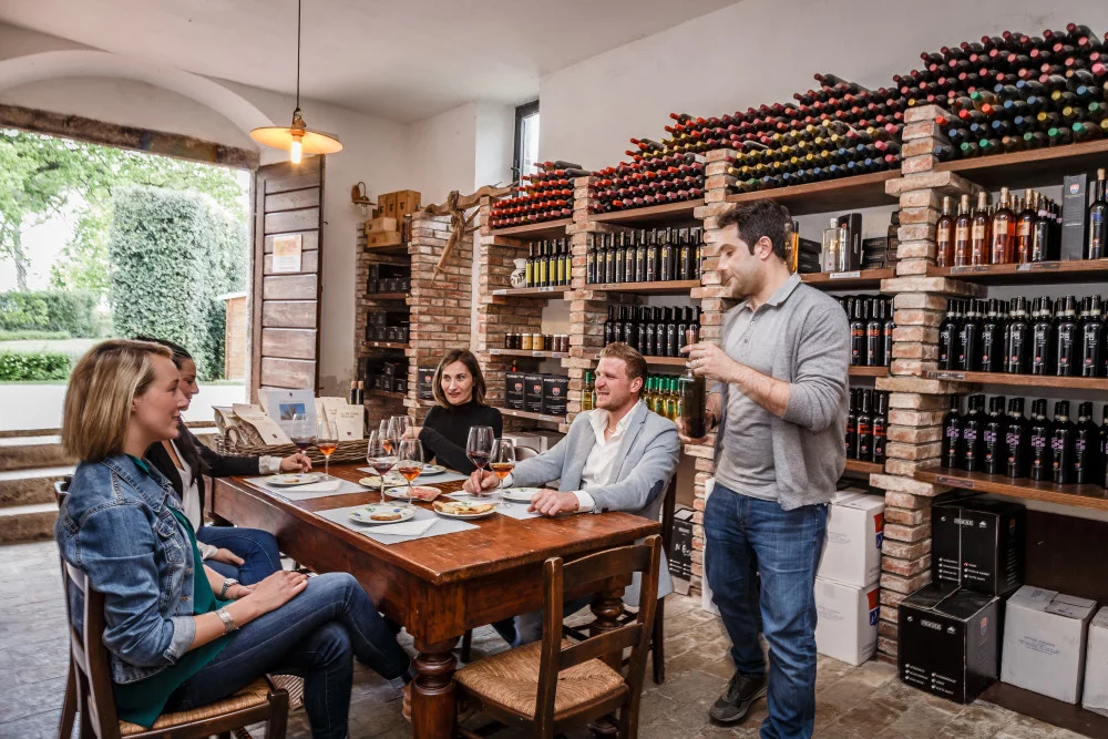 Dégustation de vin Classic Plus à la Fattoria Acquaviva — Manciano