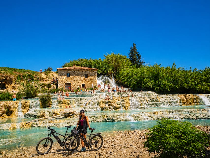 Thermes de Saturnia : visite à vélo électrique avec guide virtuel — Saturnia