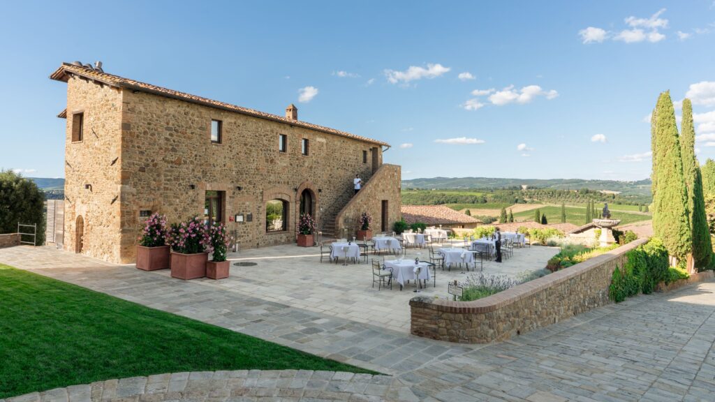 Castello Banfi - Sala dei Grappoli — Montalcino