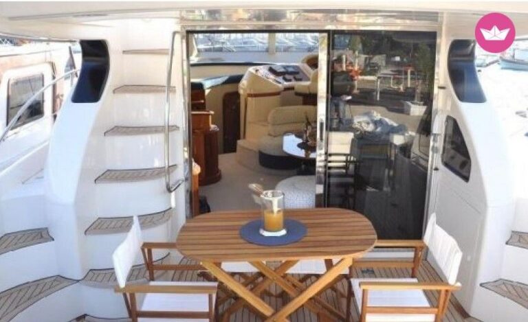 Azimut AZ 46 fly mit Skipper in Punta Ala