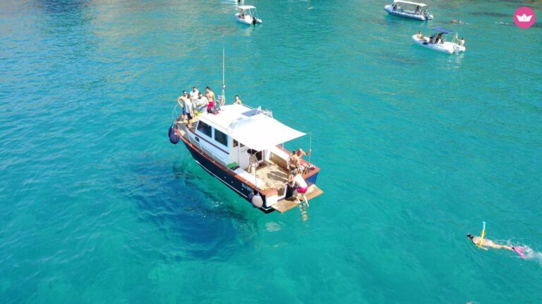 Ballini gozzo avec skipper à Porto Santo Stefano