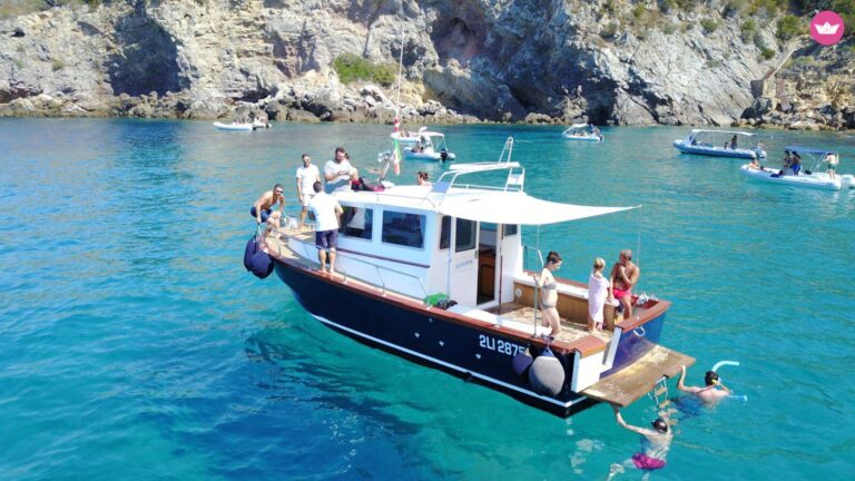 Ballini gozzo avec skipper à Porto Santo Stefano