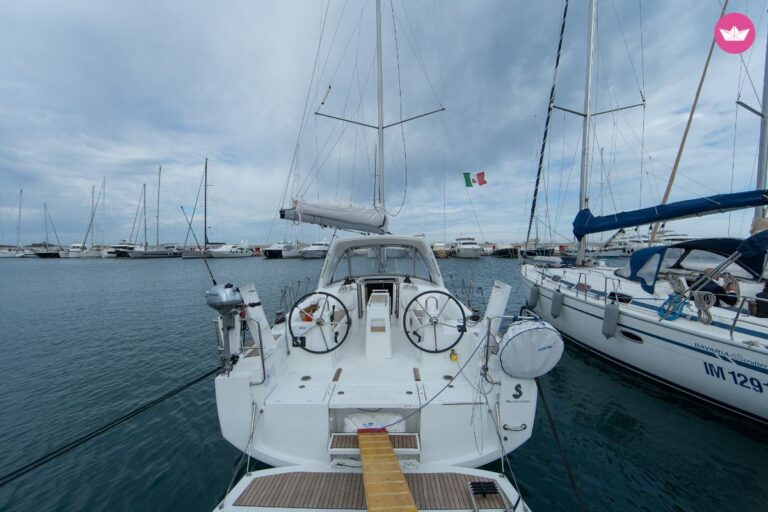 BENETEAU OCEANIS 35.1 in Punta Ala