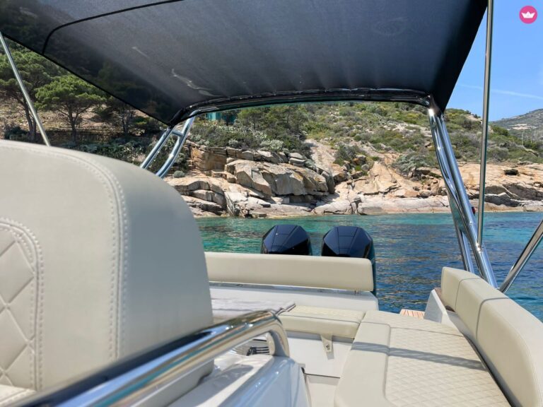 BSC 100 com skipper em Porto Santo Stefano
