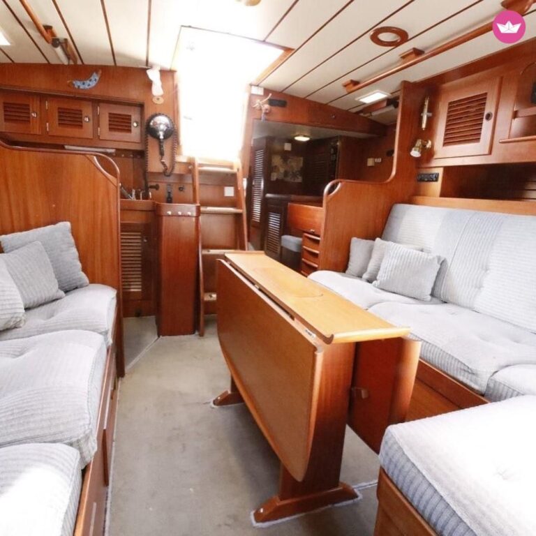 Hallberg Rassy 42E en Porto Ercole
