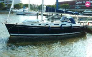 Hanse 411 à Marina di Grosseto — Marina di Grosseto