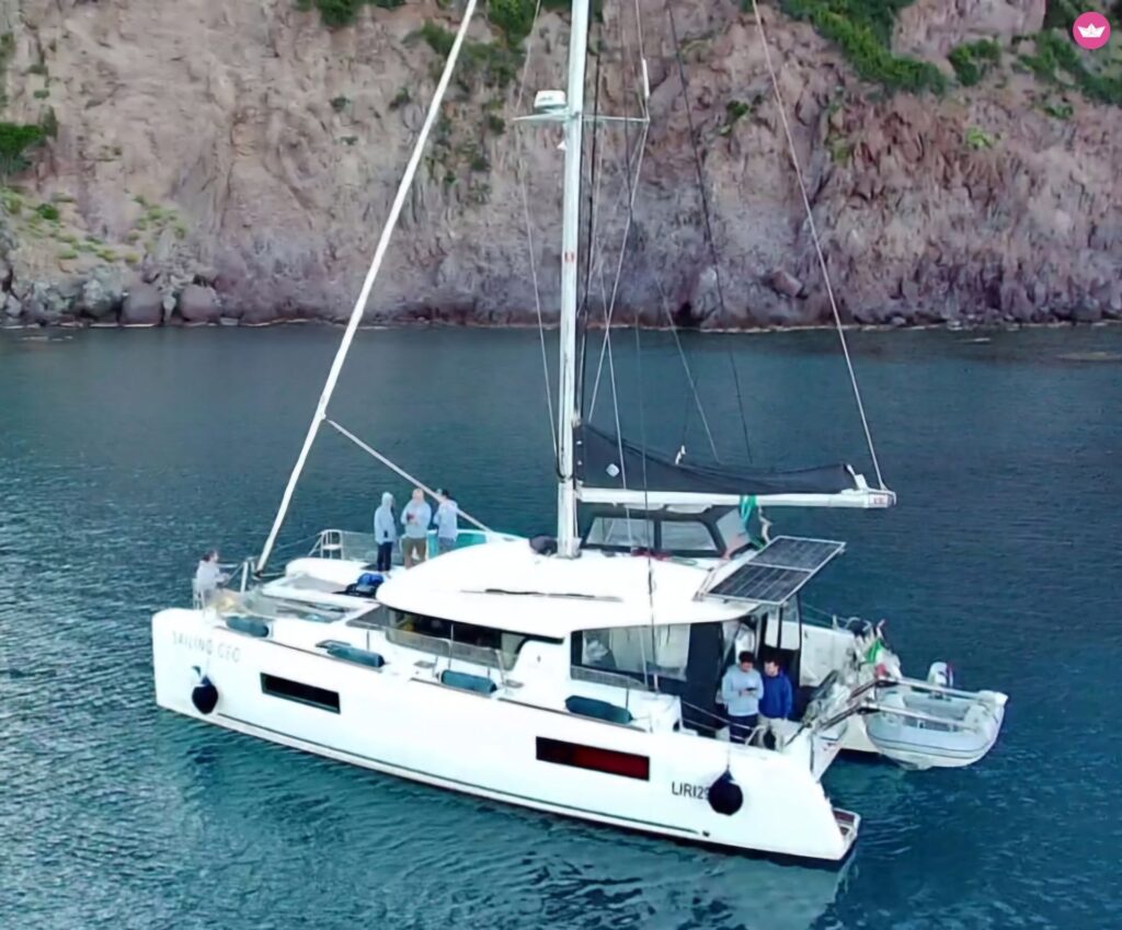 Lagoon 40 with skipper in Scarlino — Scarlino