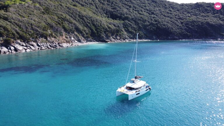 Lagoon 40 with skipper in Scarlino