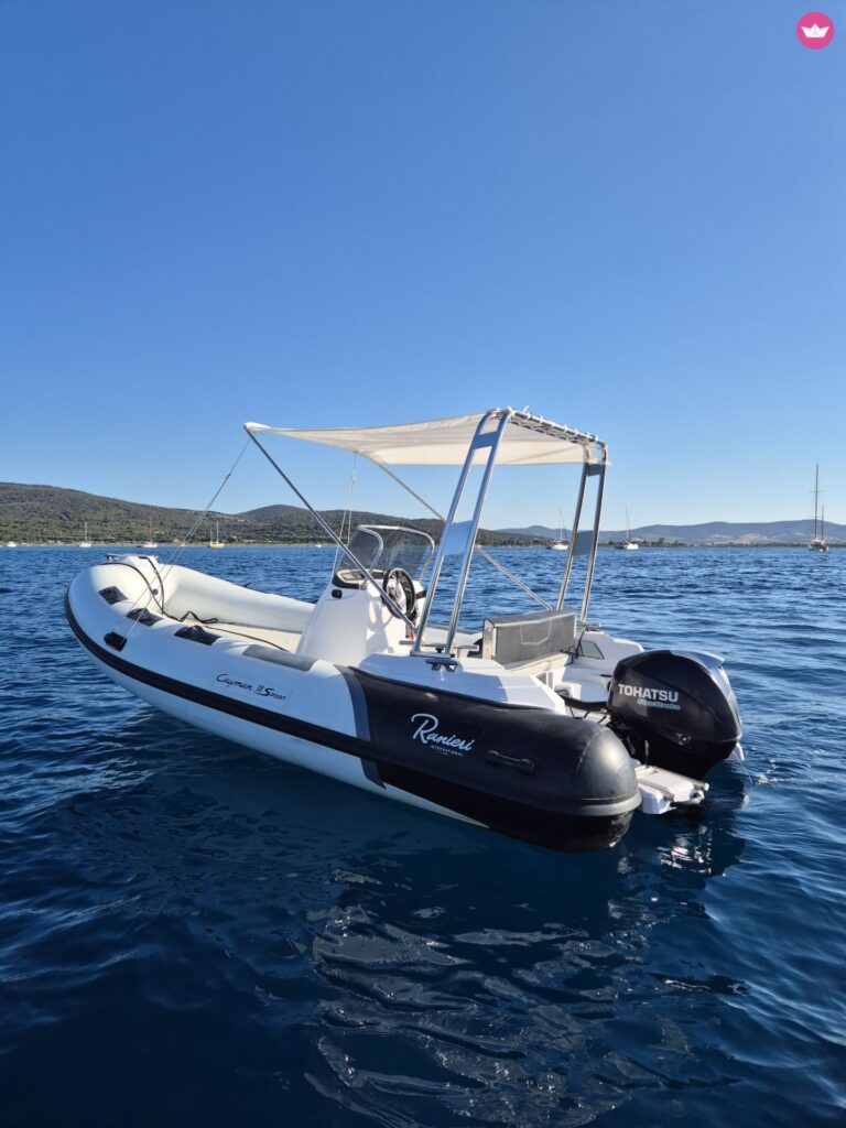 Ranieri Cayman 18 Sport sem licença em Talamone
