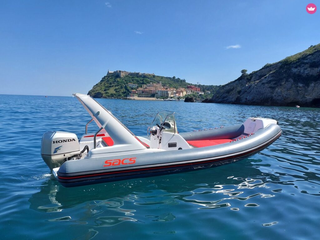 Sacs Marine Ghost 690 in Porto Ercole — Porto Ercole