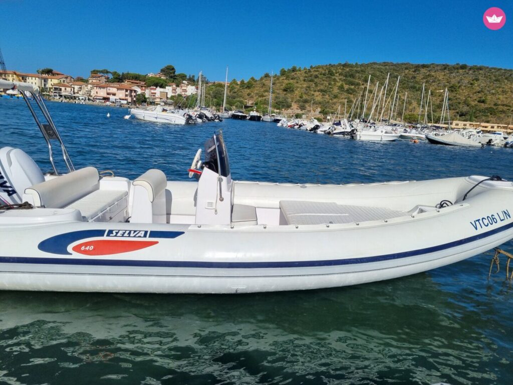 Selva D640 w Talamone — Talamone